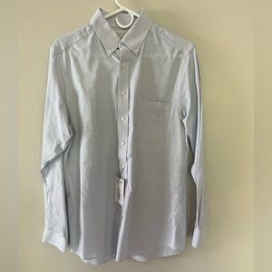 NWT White and blue striped Gold Label Roundtree & Yorke men’s dress shirt